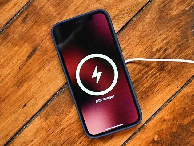 漠河苹果手机维修分享iPhone 12可以随便充电吗 